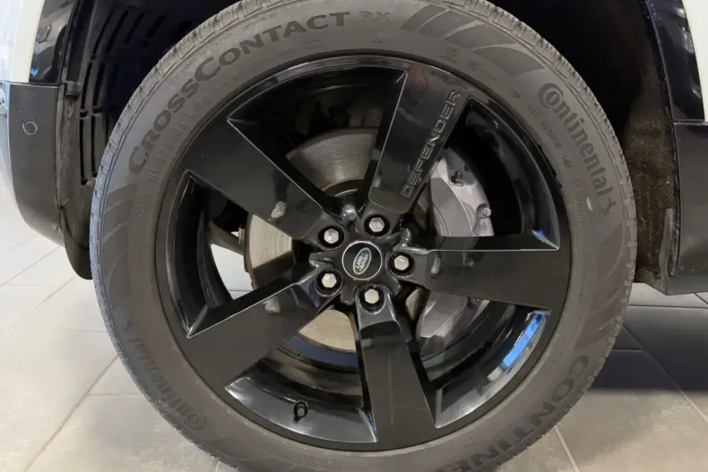 Land Rover Defender din 2022 cu 56.000 km - oferta LAN121716 - foto 27