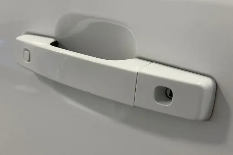 Land Rover Defender din 2022 cu 56.000 km - oferta LAN121716 - foto 29