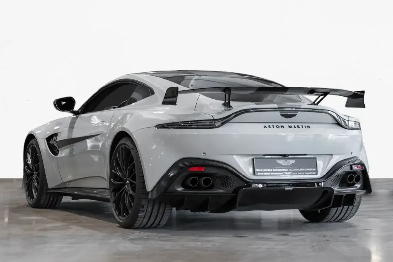 Aston Martin V8 Vantage din 2023 cu 3.650 km - oferta AST121737 - foto 2