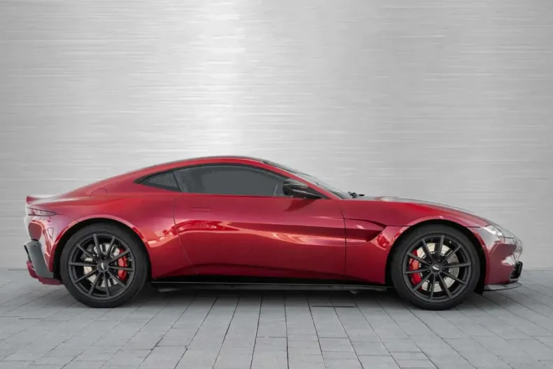 Aston Martin V8 Vantage din 2022 cu 23.200 km - oferta AST121739 - foto 5