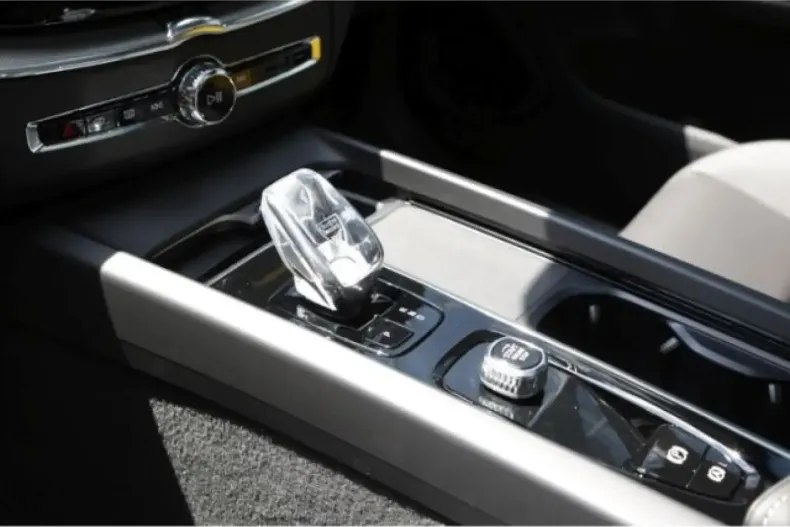 Volvo XC60 din 2022 cu 29.900 km - oferta VOL121740 - foto 7