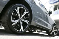 Volvo XC60 din 2022 cu 29.900 km - oferta VOL121740 - foto 11