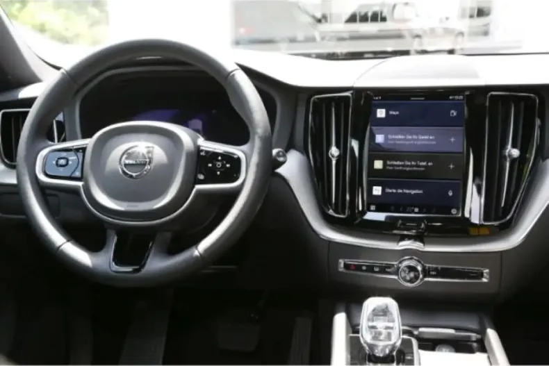 Volvo XC60 din 2022 cu 29.900 km - oferta VOL121740 - foto 12