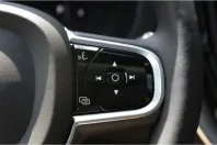 Volvo XC60 din 2022 cu 29.900 km - oferta VOL121740 - foto 18