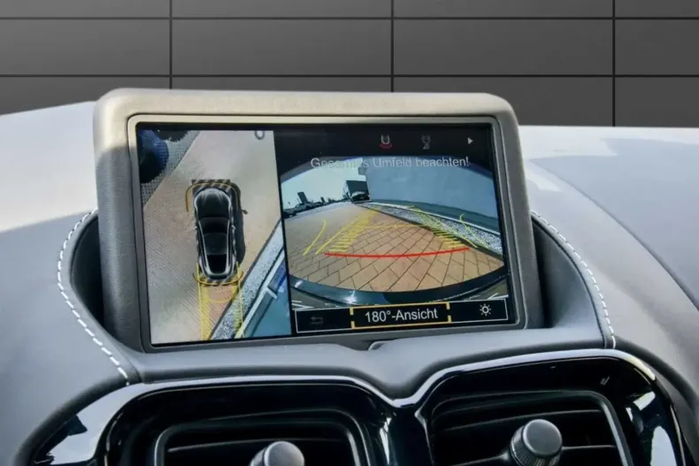 Aston Martin V8 Vantage din 2022 cu 14.200 km - oferta AST121741 - foto 17