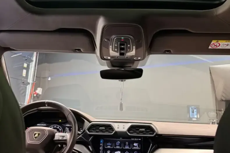 Lamborghini Urus din 2022 cu 18.600 km - oferta LAM121742 - foto 13