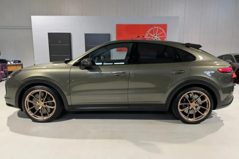 Porsche Cayenne din 2023 cu 44.900 km - oferta POR121745 - foto 7