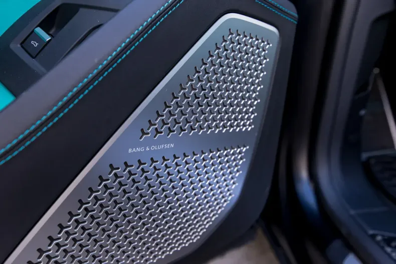 Lamborghini Urus din 2020 cu 43.500 km - oferta LAM121750 - foto 21