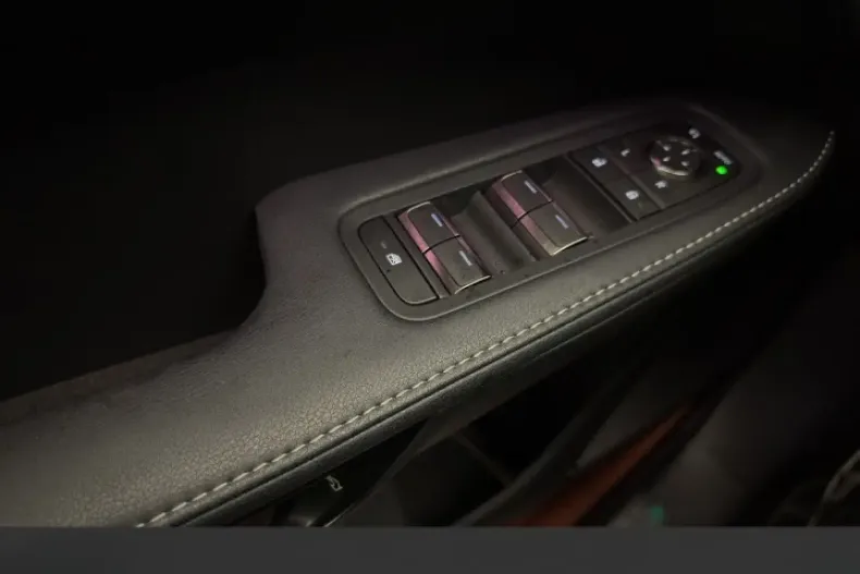 Lexus RX 500 din 2024 cu 10 km - oferta LEX121762 - foto 15