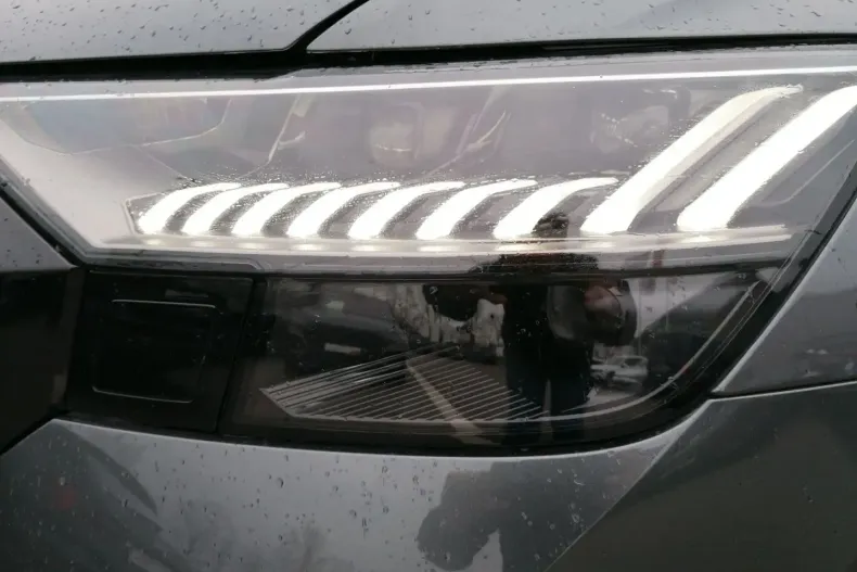 Audi RSQ8 din 2022 cu 32.600 km - oferta AUD121767 - foto 5