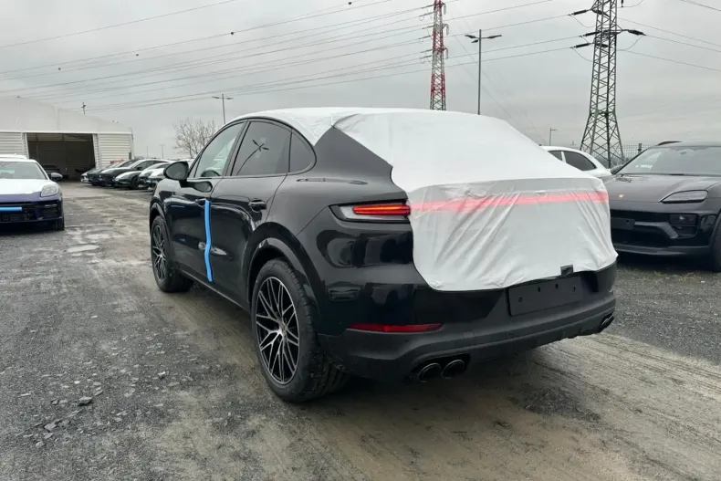 Porsche Cayenne din 2025 cu 50 km - oferta POR121768 - foto 4