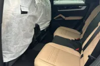 Porsche Cayenne din 2025 cu 50 km - oferta POR121768 - foto 7