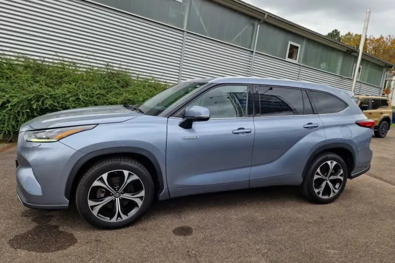 Toyota Highlander din 2021 cu 49.265 km - oferta TOY121769 - foto 2