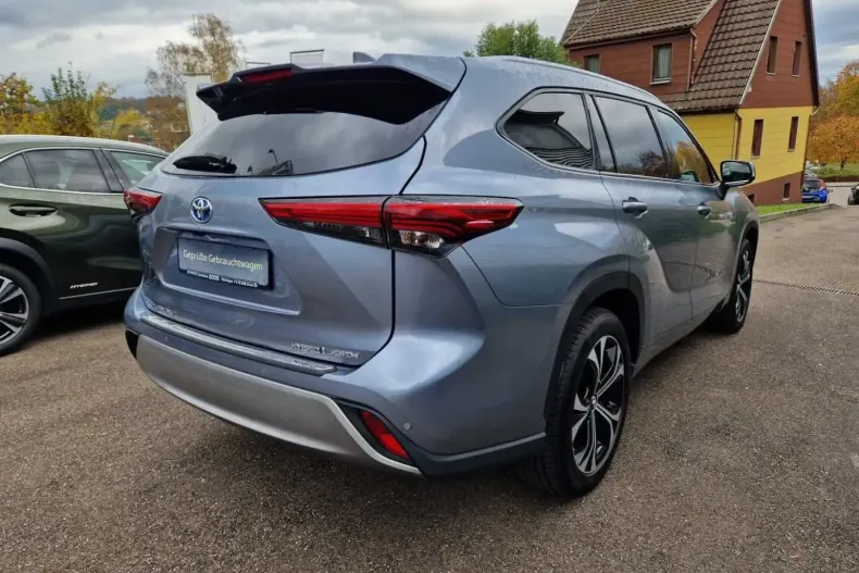 Toyota Highlander din 2021 cu 49.265 km - oferta TOY121769 - foto 5