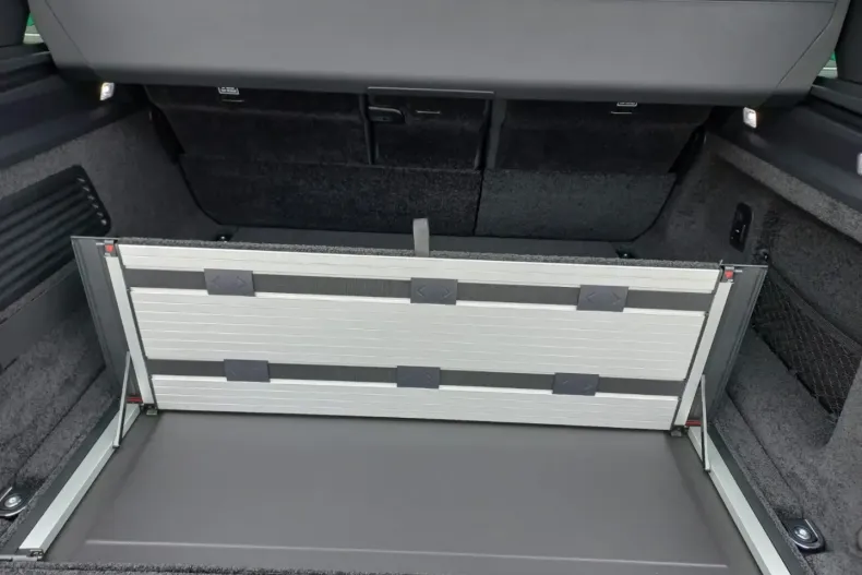 Land Rover Range Rover din 2023 cu 32.000 km - oferta LAN121776 - foto 10