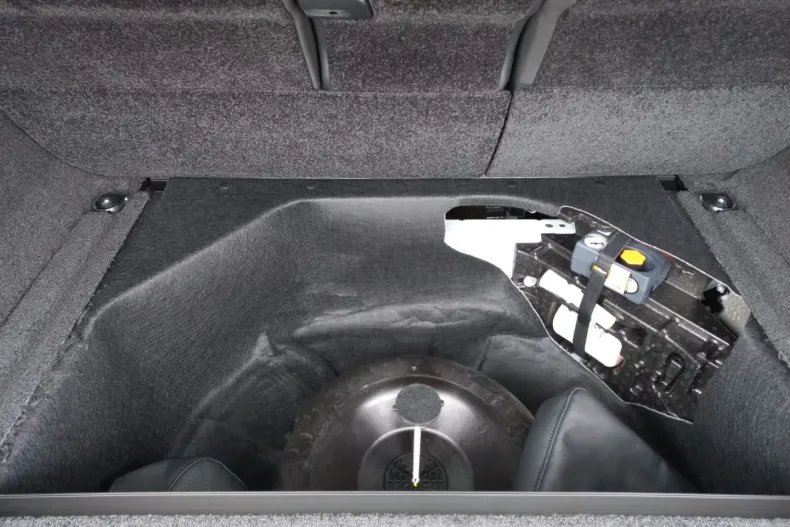 Land Rover Range Rover din 2023 cu 32.000 km - oferta LAN121776 - foto 12