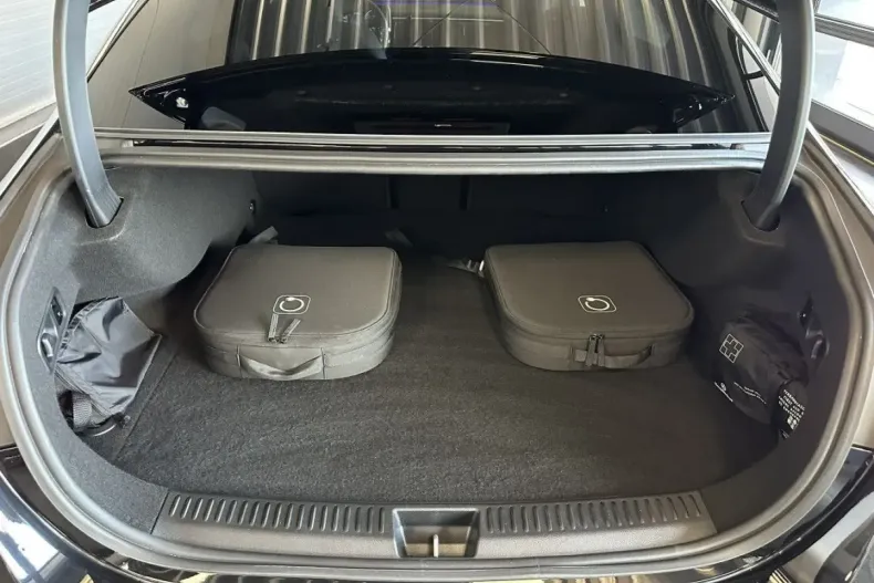 Mercedes-Benz E 300 din 2024 cu 21.794 km - oferta MER121785 - foto 8