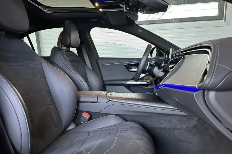 Mercedes-Benz E 300 din 2024 cu 21.794 km - oferta MER121785 - foto 12