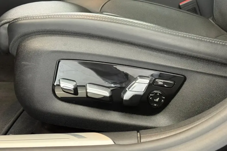 BMW 740 din 2022 cu 90.106 km - oferta BMW121789 - foto 15