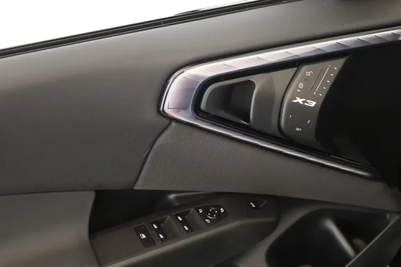 BMW X3 din 2024 cu 9.850 km - oferta BMW121793 - foto 3