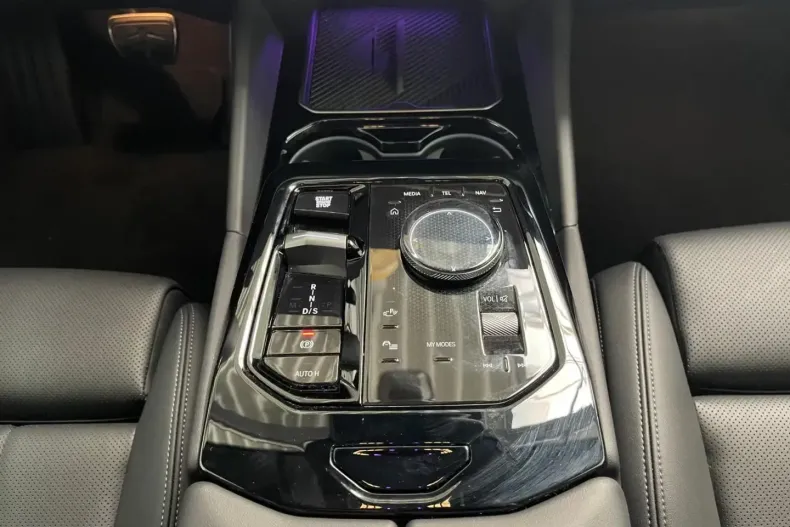 BMW 520 din 2025 cu 7.700 km - oferta BMW121795 - foto 12