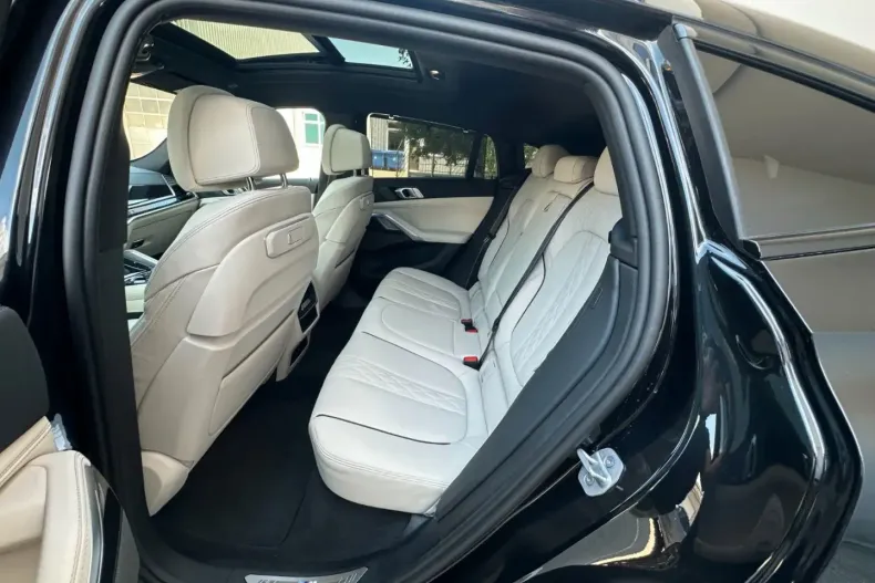 BMW X6 din 2024 cu 15.000 km - oferta BMW121796 - foto 25