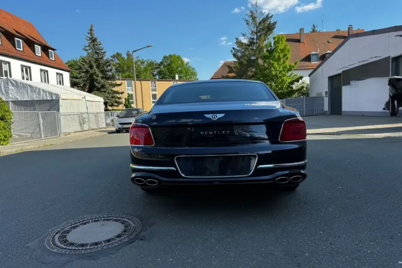 Bentley Flying Spur din 2024 cu 90 km - oferta BEN121804 - foto 6