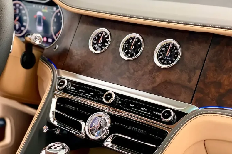 Bentley Flying Spur din 2024 cu 21.000 km - oferta BEN121809 - foto 12