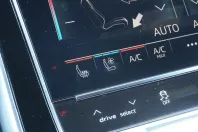 Audi RSQ8 din 2023 cu 11.500 km - oferta AUD121811 - foto 33