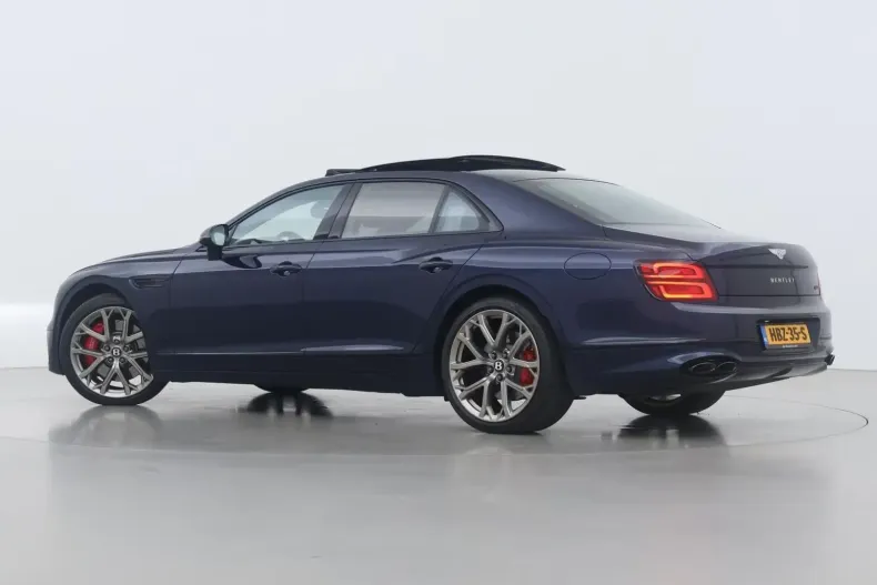 Bentley Flying Spur din 2023 cu 29.875 km - oferta BEN121812 - foto 3