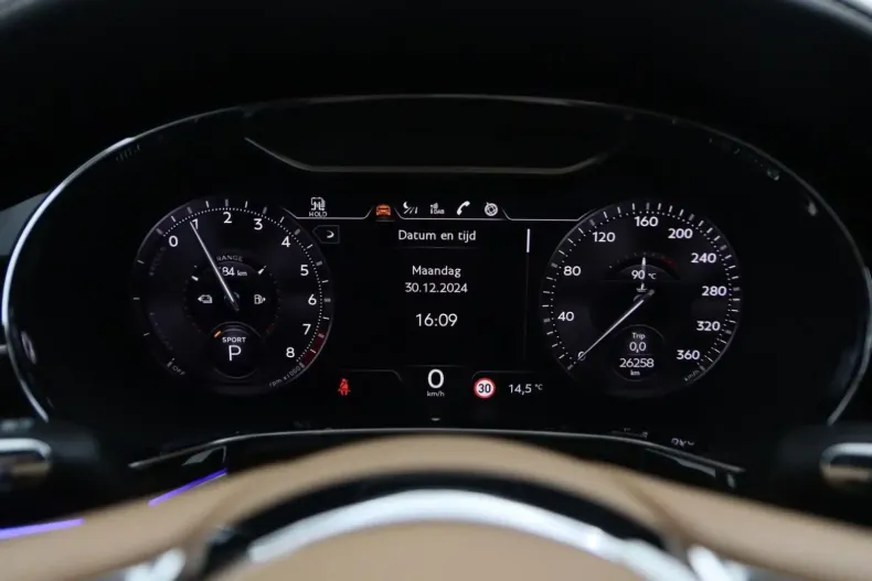 Bentley Flying Spur din 2023 cu 29.875 km - oferta BEN121812 - foto 16