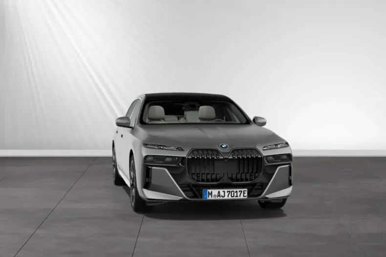 BMW 750 din 2024 cu 38.935 km - oferta BMW121815 - foto 2