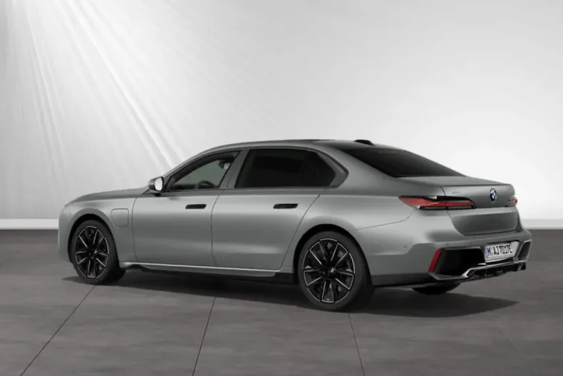 BMW 750 din 2024 cu 38.935 km - oferta BMW121815 - foto 7