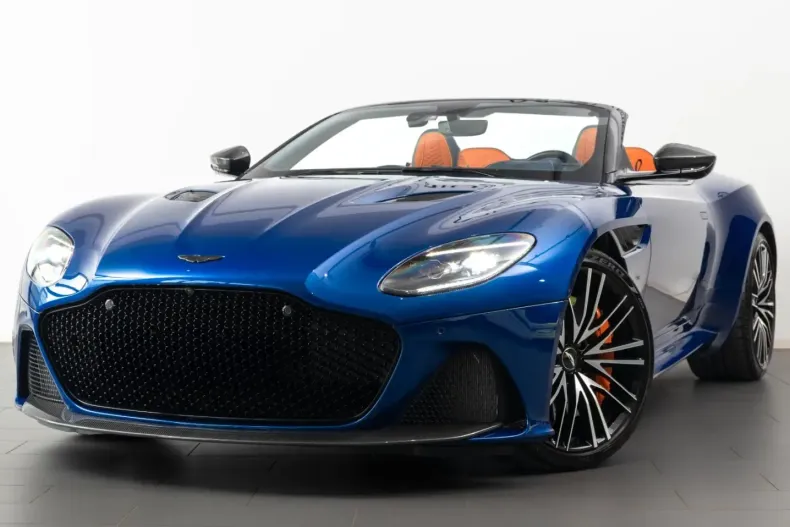 Aston Martin DBS din 2023 cu 4.070 km - oferta AST121817 - foto 1