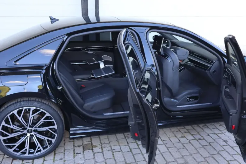 Audi A8 din 2024 cu 11.000 km - oferta AUD121821 - foto 5