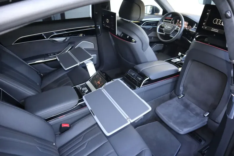 Audi A8 din 2024 cu 11.000 km - oferta AUD121821 - foto 9