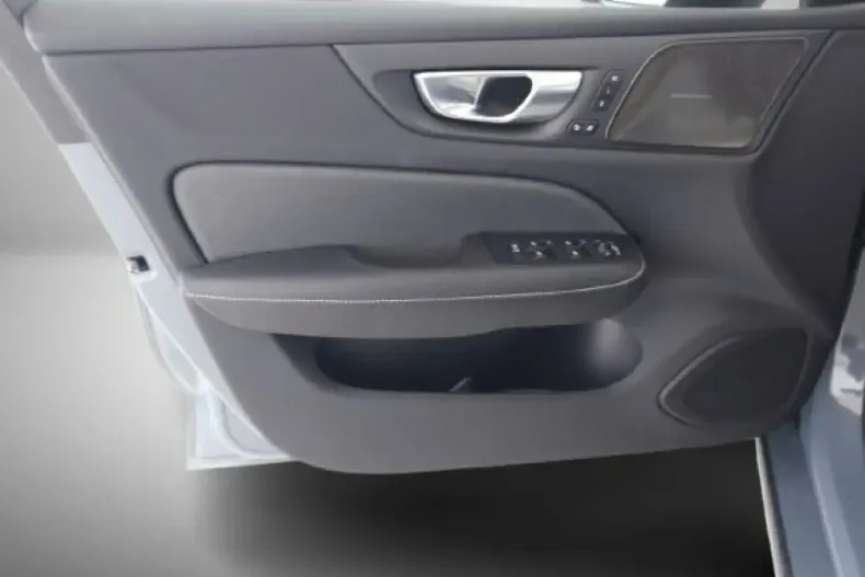 Volvo S60 din 2024 cu 26.200 km - oferta VOL121822 - foto 11