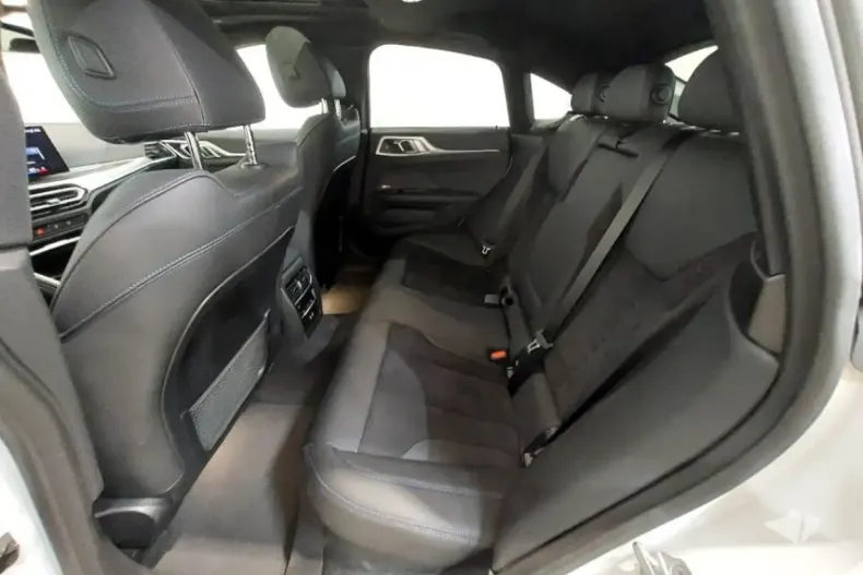 BMW 420 Gran Coupé din 2024 cu 32.100 km - oferta BMW121831 - foto 4