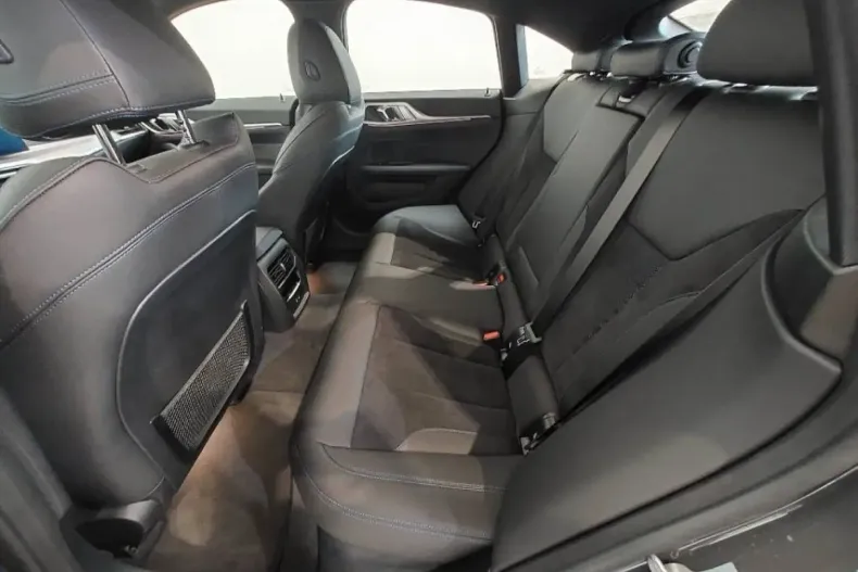 BMW 420 Gran Coupé din 2023 cu 25.800 km - oferta BMW121833 - foto 14