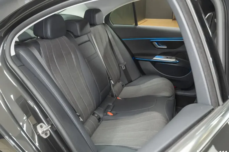 Mercedes-Benz E 220 din 2024 cu 31.826 km - oferta MER121844 - foto 15