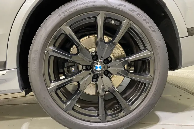 BMW X7 din 2024 cu 17.587 km - oferta BMW121862 - foto 8