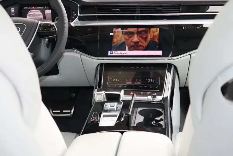 Audi A8 din 2024 cu 21.000 km - oferta AUD121863 - foto 14