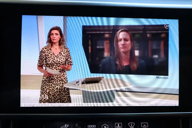 Audi A8 din 2023 cu 47.000 km - oferta AUD121865 - foto 20