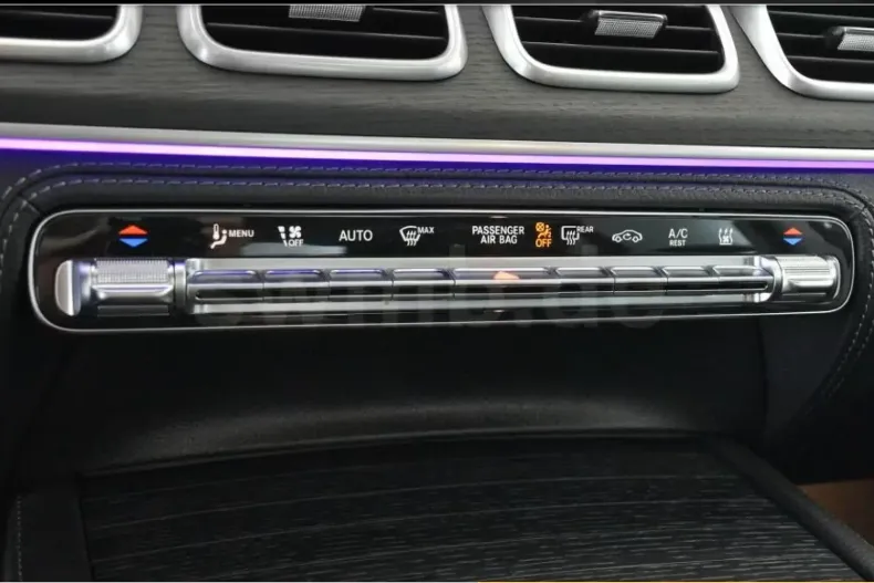 Mercedes-Benz GLE 350 din 2023 cu 37.200 km - oferta MER121866 - foto 13