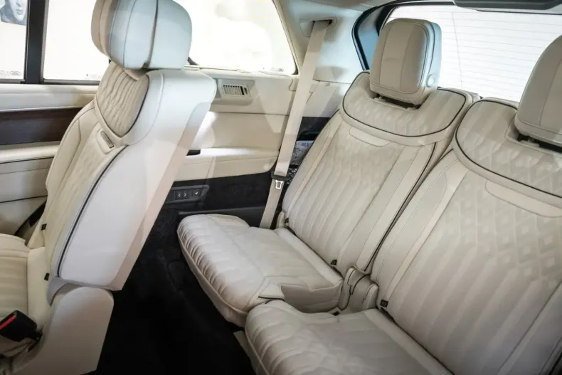 Land Rover Range Rover din 2024 cu 19.000 km - oferta LAN121885 - foto 17