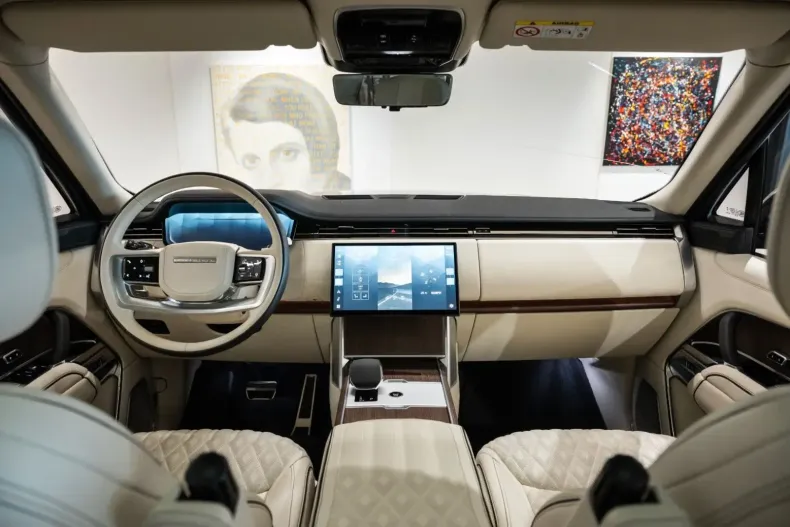 Land Rover Range Rover din 2024 cu 19.000 km - oferta LAN121885 - foto 18