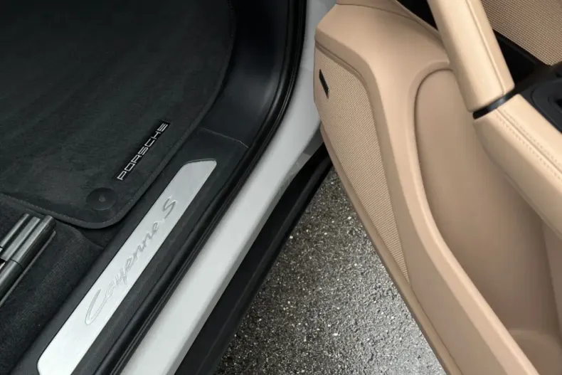 Porsche Cayenne din 2024 cu 21.850 km - oferta POR121915 - foto 24