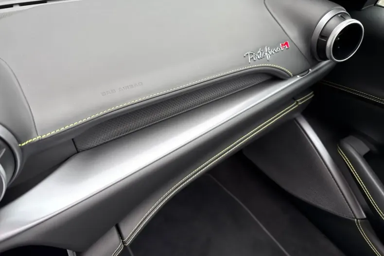 Ferrari Portofino din 2023 cu 9.250 km - oferta FER121918 - foto 17