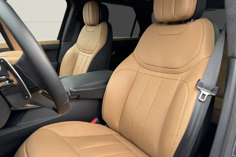 Land Rover Range Rover Sport din 2024 cu 5.900 km - oferta LAN121922 - foto 9