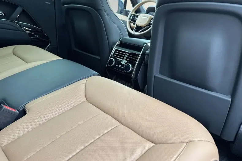 Land Rover Range Rover Sport din 2024 cu 5.900 km - oferta LAN121922 - foto 15